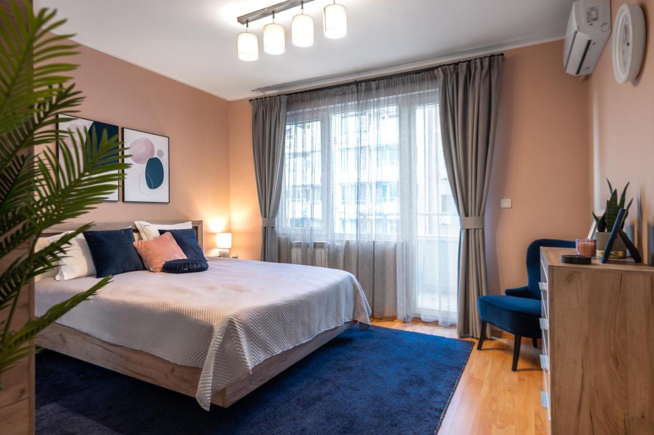 Cosy Green Apt Close To Macedonia Square 소피아 외부 사진